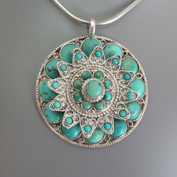 Vintage Estate Jewelry 925 Sterling Silver and Turquoise Pill Box Locket Pendant - Picture 5 of 12